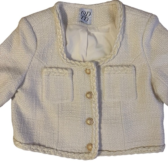 ODTD Cream Cropped Blazer Size Medium - Picture 5 of 7